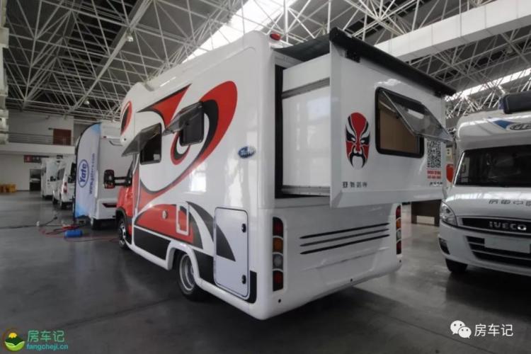 After the domestic Iveco expanded its RV, it was included in the Chinese Facebook culture for the first time. Would you like it?