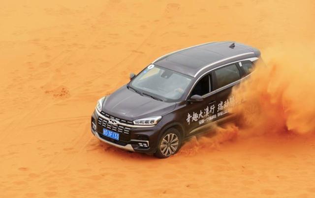 The new generation of Tiggo 8 pays tribute to the desert heroes in its public welfare and environmental protection tour