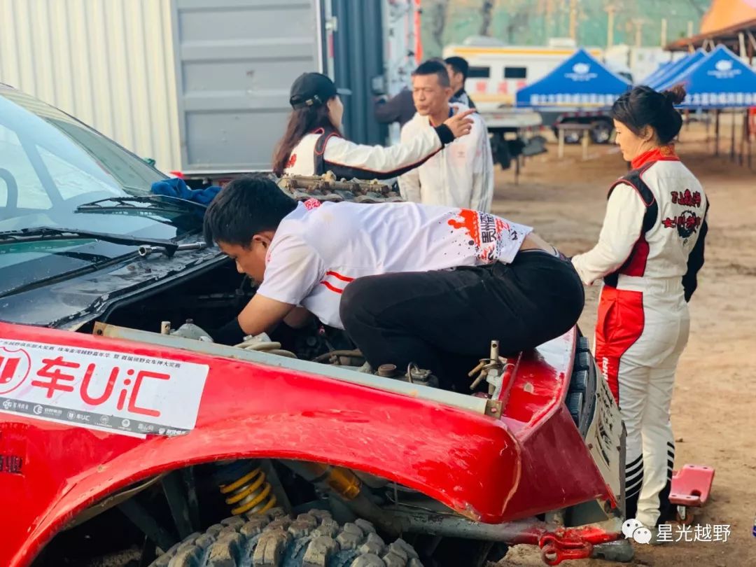 2019 COC Liaoning Fuxin Station surprises the pure women's stunt team debut stage several joys