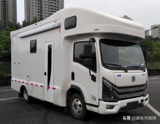The plug-in hybrid caravan is available, and the 4-ton heavy car does not need too much oil