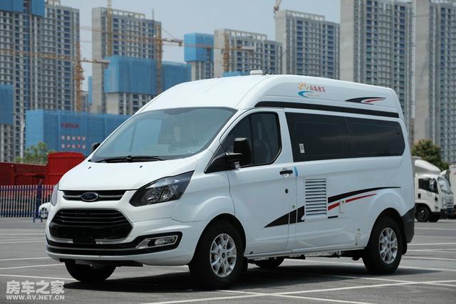 The new Transit RV, whether you need a fixed bathroom or not, this car will give you the answer