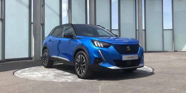 A new generation of Peugeot 2008 unveiled a variety of power combinations