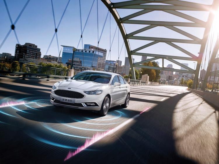 New Ford Mondeo assists the 2019 Summer Davos Annual Conference to escort the travel of guests