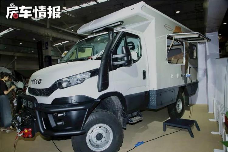 An off-road RV with a price of 1.88 million, imported Iveco 4x4 chassis to create a fuel consumption of 15L!