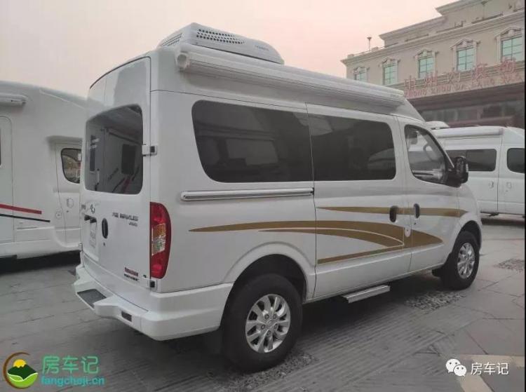 It is a B-type RV with high cost performance that meets the living conditions of modern young people. It is worth recommending!