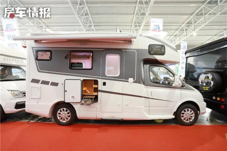 RVs that meet the National VI standards are priced at affordable prices and have a large space to drive, so you don’t have to worry about being licensed in various provinces and cities