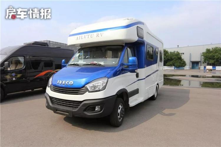 3.0T+8AT strong power combination, RV with children's bed, the elderly and children like it!