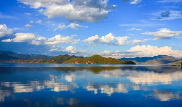 Lugu Lake in July, you can be so beautiful!