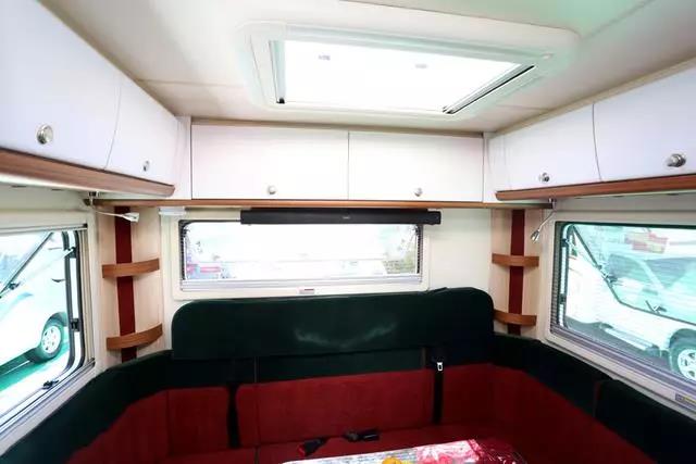 Recommended for entry-level RVs, pick-up RVs with a large passenger area in the rear cabin