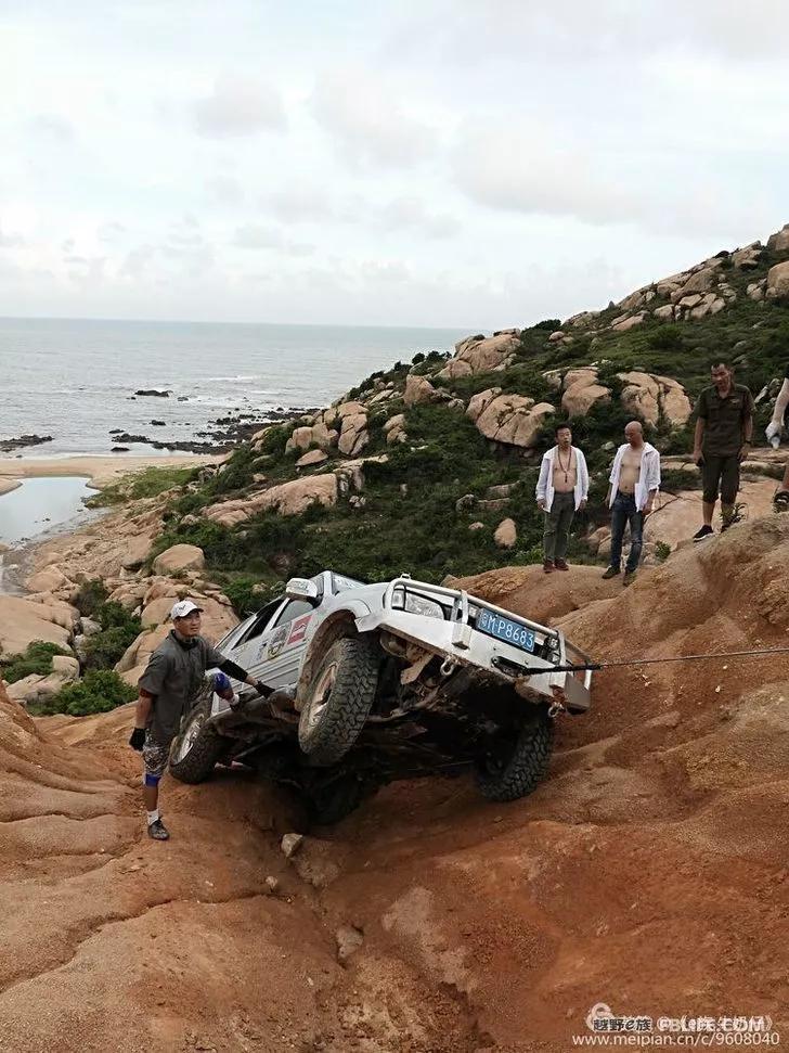 Passionate Longqin Bay, Off-Road Heroes Road, Heroes Wrecked Car Tomb