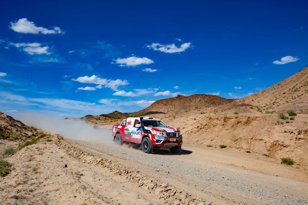 In the 2019 Silk Road Rally, Zhengzhou Nissan leads the mass production team