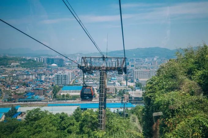 In summer, how can you not go to Zhangjiajie once?