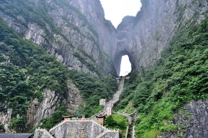 In summer, how can you not go to Zhangjiajie once?