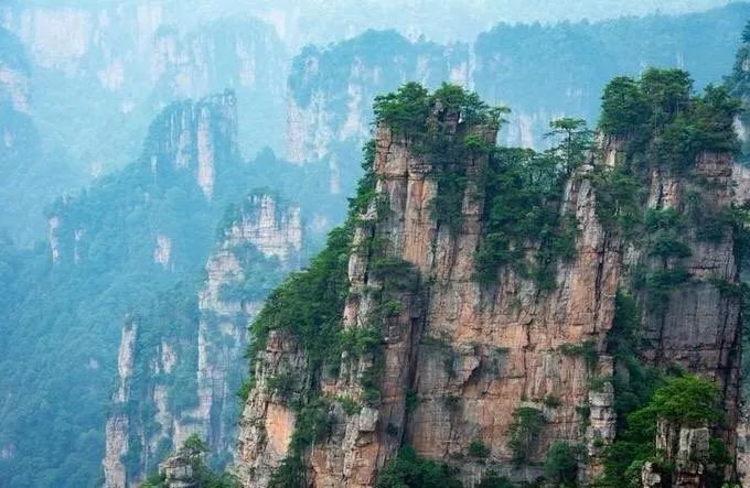 In summer, how can you not go to Zhangjiajie once?