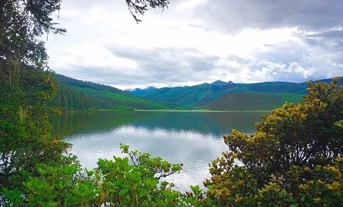 The real poetic town in Yunnan, more beautiful than Dali in Lijiang, can be called a paradise on earth