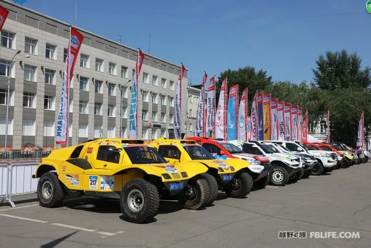 A Glimpse of the 2019 Silk Road Rally Across Eurasia (1)