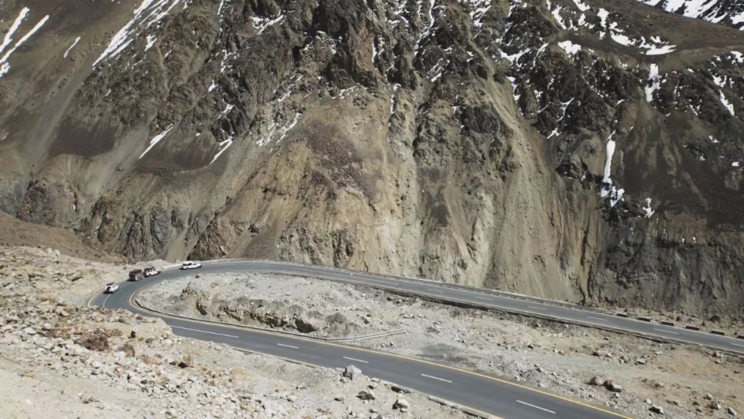 The real No.1 of China's highways, the most beautiful border corridor, every old driver wants to go back!