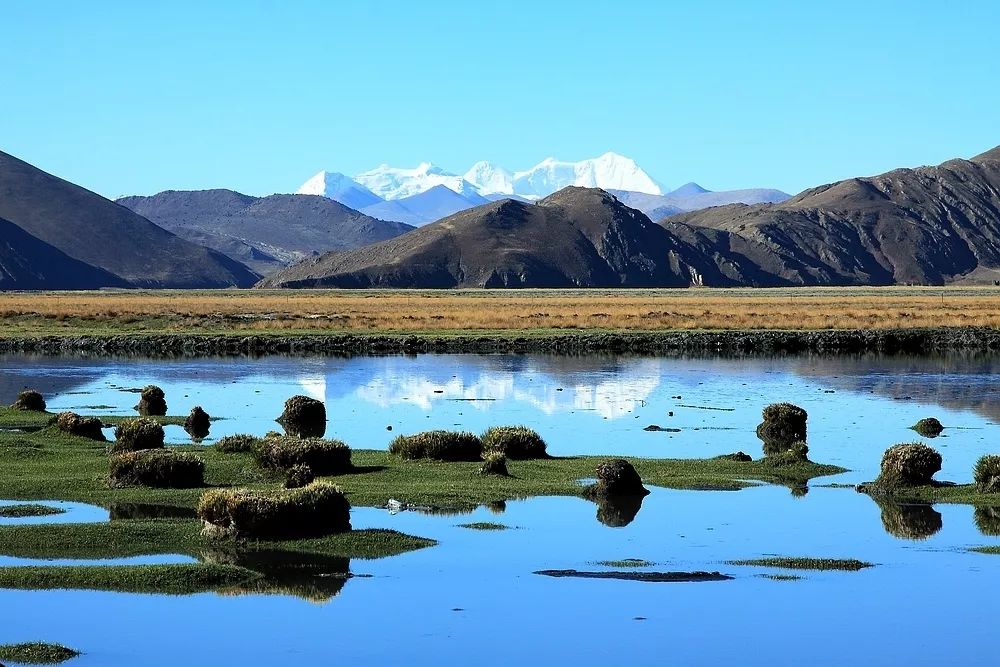 Tibet, you can go 100 times!