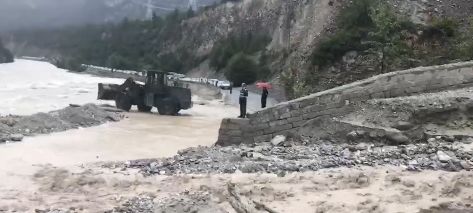 News 丨 Bomi mudslides are now open to traffic; Bingchacha big quicksand is temporarily impassable