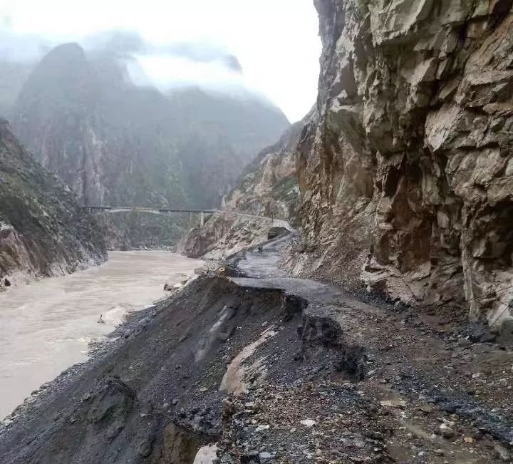 News 丨 Bomi mudslides are now open to traffic; Bingchacha big quicksand is temporarily impassable