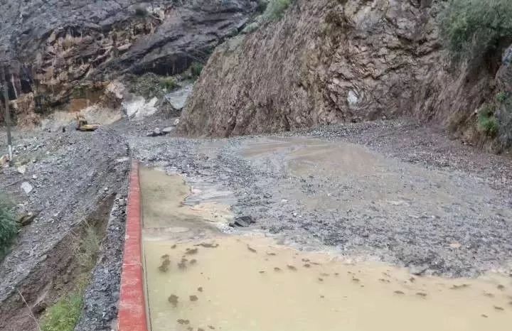 News 丨 Bomi mudslides are now open to traffic; Bingchacha big quicksand is temporarily impassable