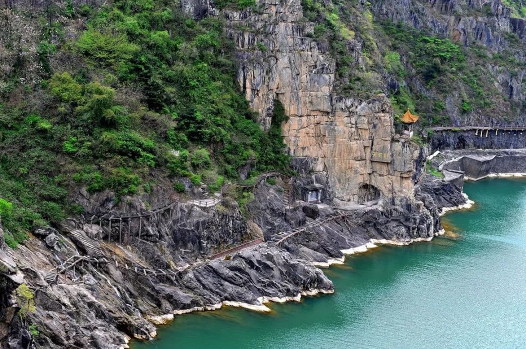 The Shu road that is difficult to reach the blue sky: a heavenly road, half of Chinese history