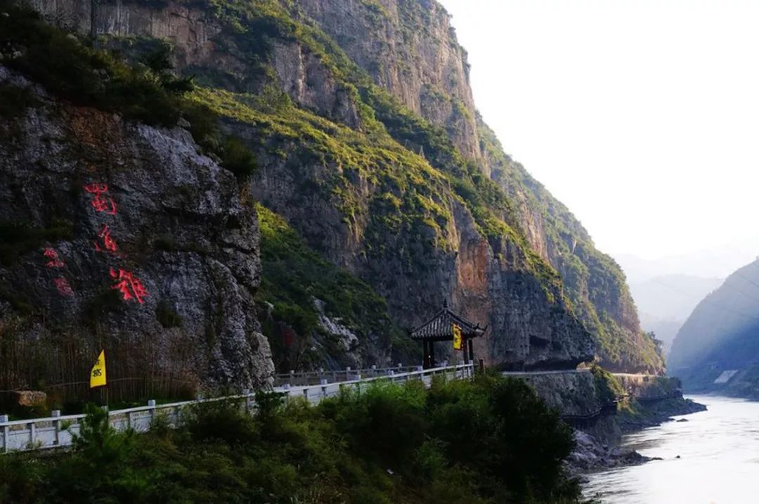 The Shu road that is difficult to reach the blue sky: a heavenly road, half of Chinese history