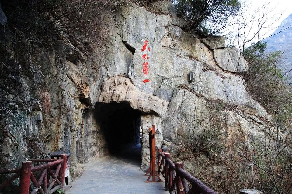 The Shu road that is difficult to reach the blue sky: a heavenly road, half of Chinese history