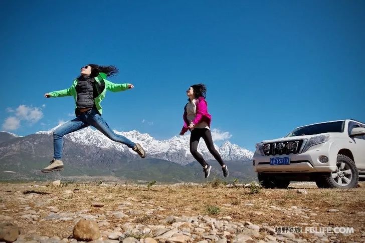 Bring two beauties, drive Prado 6,000 kilometers in 8 days to Tibet, and share driving experience