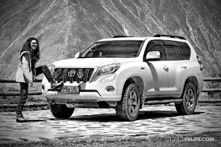 Bring two beauties, drive Prado 6,000 kilometers in 8 days to Tibet, and share driving experience