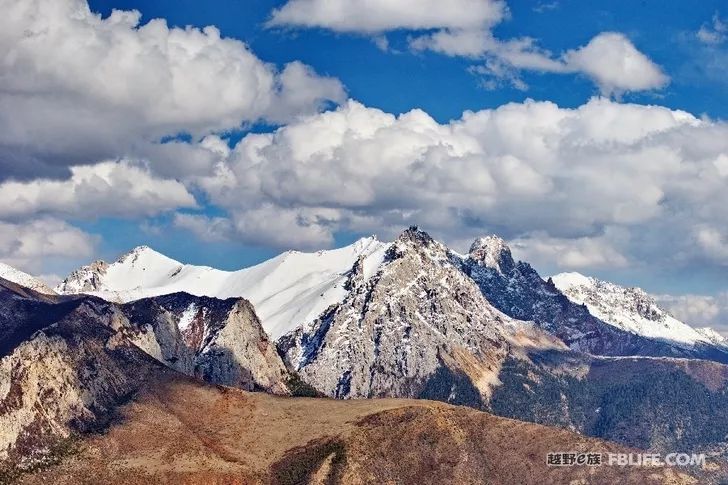 Bring two beauties, drive Prado 6,000 kilometers in 8 days to Tibet, and share driving experience