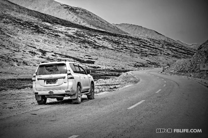 Bring two beauties, drive Prado 6,000 kilometers in 8 days to Tibet, and share driving experience