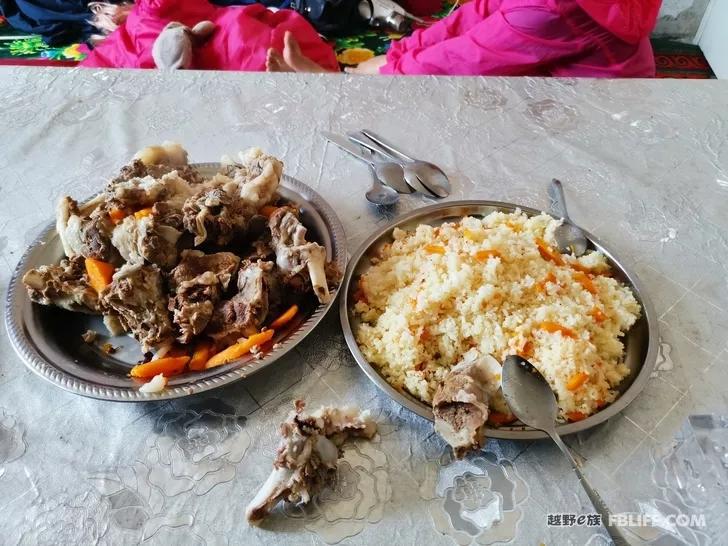 Traveling in Xinjiang | Bring your family and pots and pans, let's go!