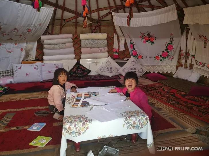 Traveling in Xinjiang | Bring your family and pots and pans, let's go!