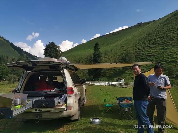 Traveling in Xinjiang | Bring your family and pots and pans, let's go!