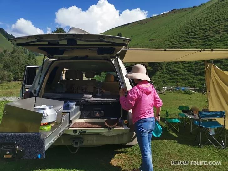 Traveling in Xinjiang | Bring your family and pots and pans, let's go!