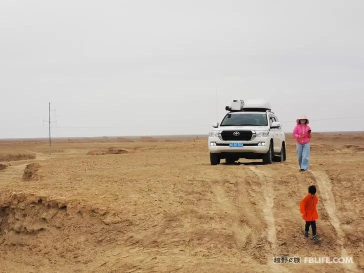 Traveling in Xinjiang | Bring your family and pots and pans, let's go!