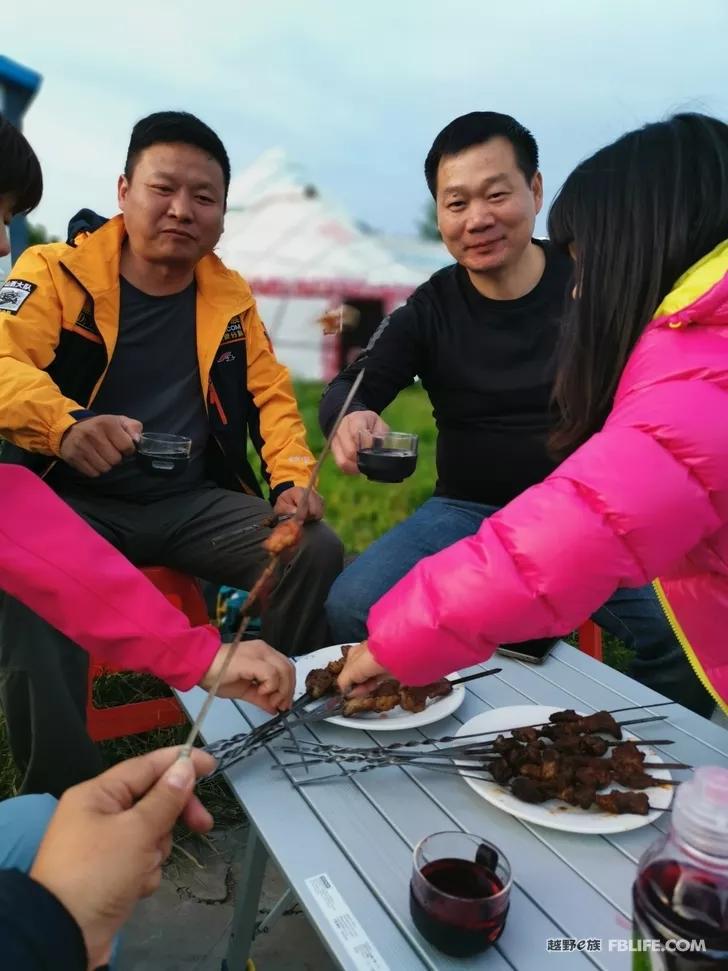 Traveling in Xinjiang | Bring your family and pots and pans, let's go!