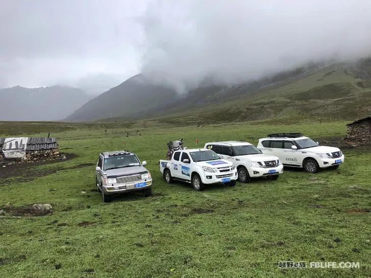 D-MAX self-driving Tibet through Bingchacha across the Ali line