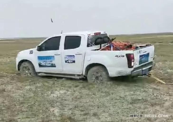 D-MAX self-driving Tibet through Bingchacha across the Ali line