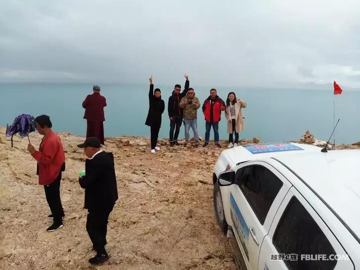 D-MAX self-driving Tibet through Bingchacha across the Ali line