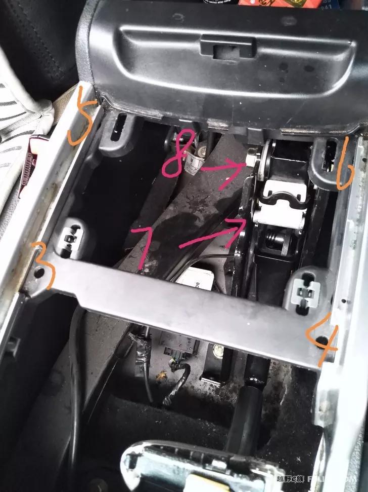 Emergency treatment and maintenance of Yusheng handbrake failure