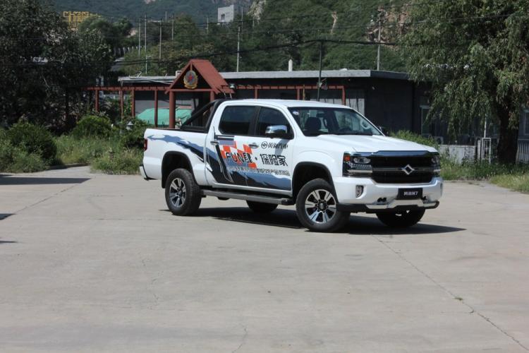 American-style wild and hardcore test drive Huanghai N7 gasoline version