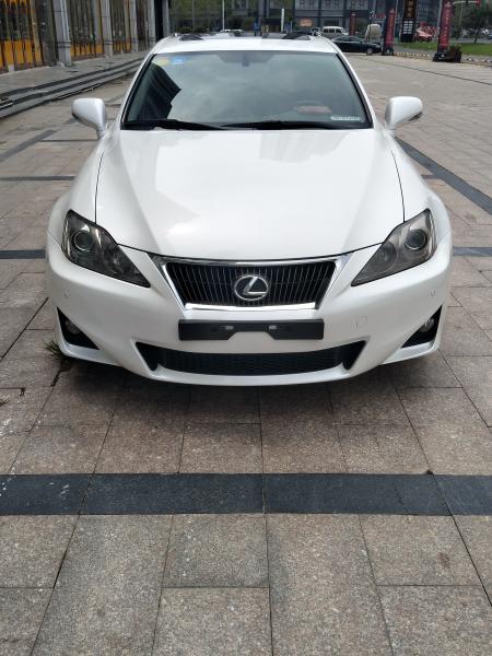 2011 Lexus IS Sports Model