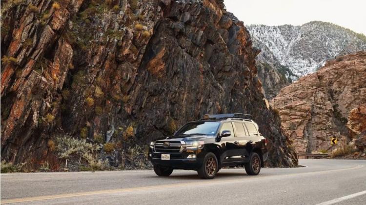 What's different about the limited edition Land Cruiser Heritage Edition test drive