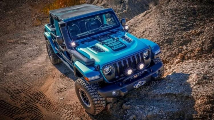 It's another year at SEMA with the Jeep Wrangler Mopar modified version unveiled