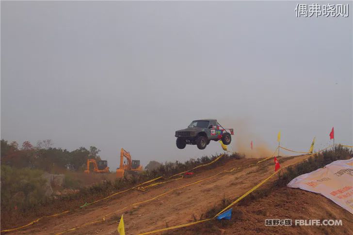 Highlights of the 2019 off-road e-family Changzhou team annual meeting