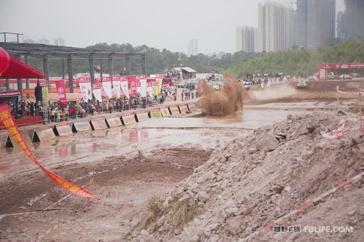 In the 2019 China Jungle Cross-Country Series 