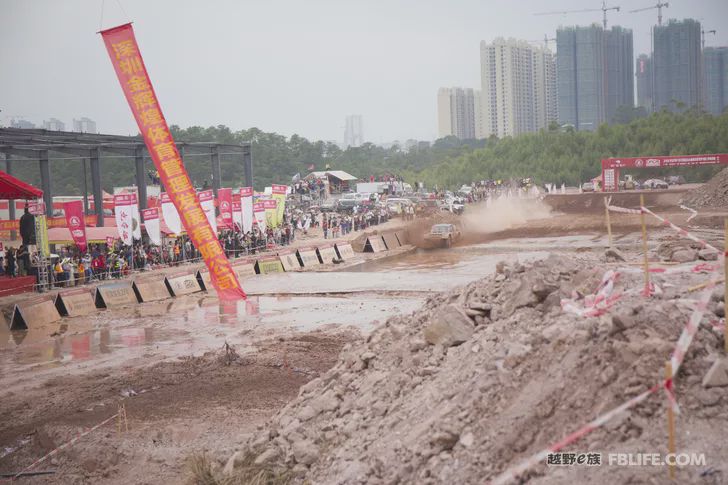 In the 2019 China Jungle Cross-Country Series 