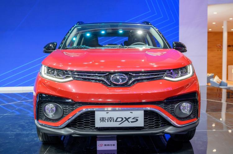 Southeast Motors unveiled its DX5 and other hot-selling models at the Guangzhou Auto Show